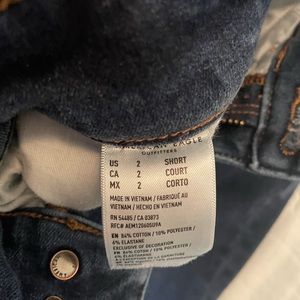 American eagle cropped jeans size 2 short